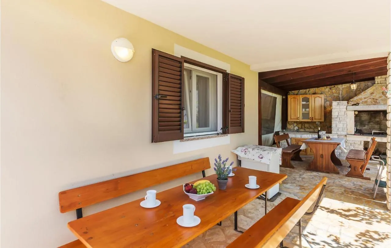 Nice Apartment In Pula With Kitchen Croatia