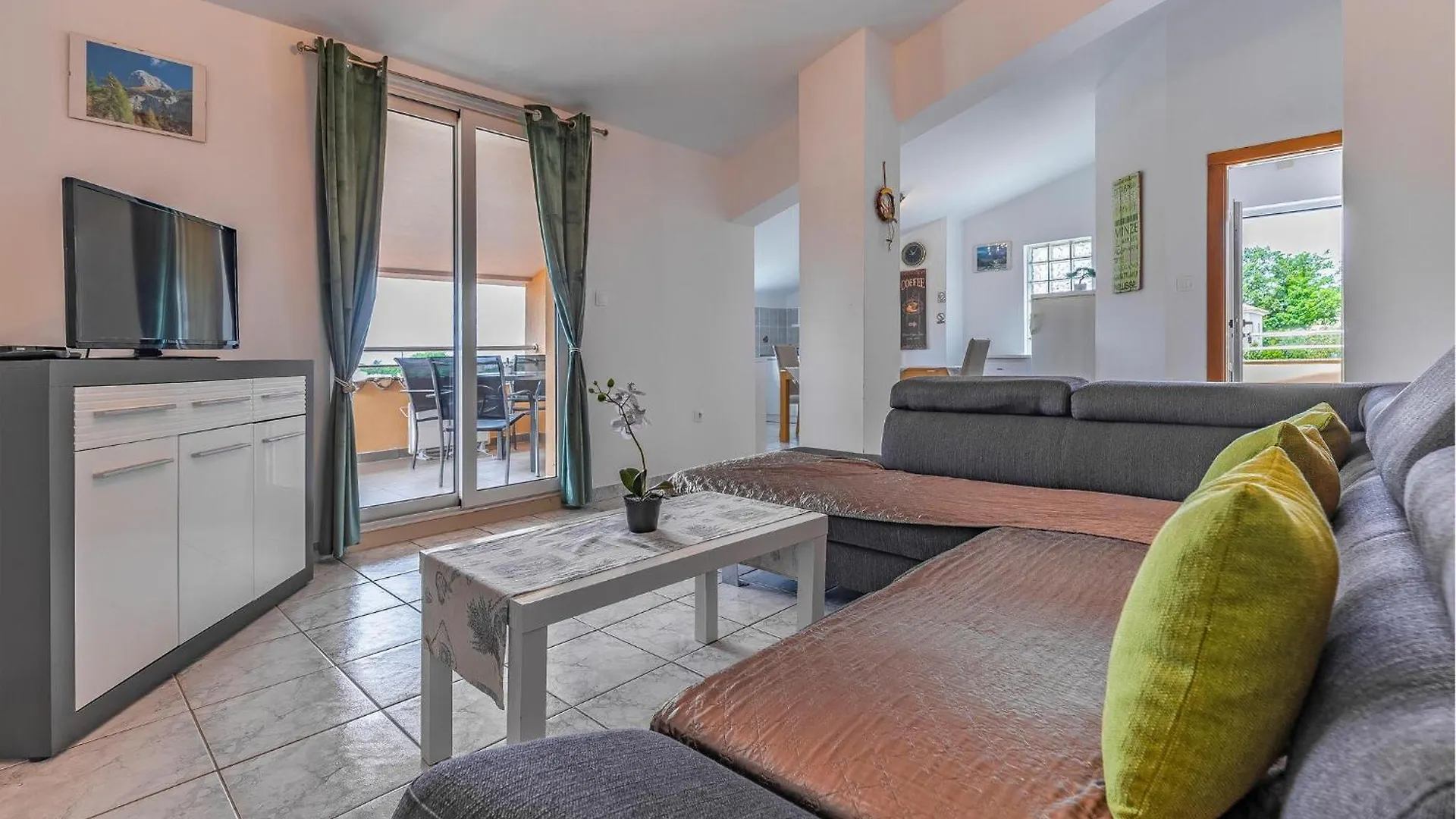 Nice Apartment In Pula With Kitchen 0*,  Croatia